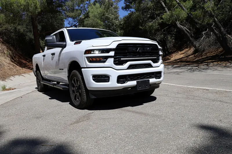 2025+ Ram 2500/3500 40In Light Bar Slim 4