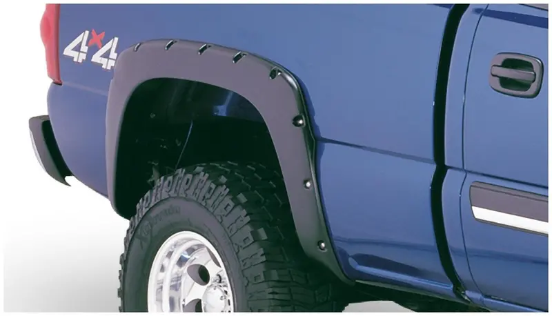 Bushwacker 40990-02 Black Pocket/Rivet Style Smooth Finish 4-Piece Fender Flare Set For 2021-2022 Chevrolet Colorado 61.7 In Bed 2