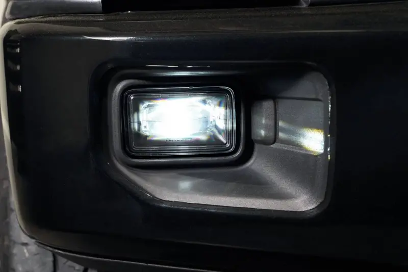 Diode Dynamics Elite Series White Fog Lamps For 2017-2022 Ford Super Duty (Pair) 1