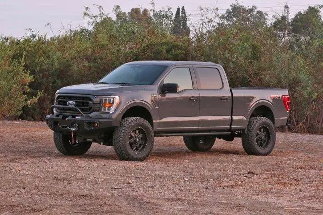 Fabtech 6" Lift Kit W/ Performance Twin Tube Rear Shocks For 2021-2025 F150, 4Wd 2