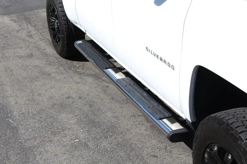 Go Rhino 686404680Ps - 6" Oe Xtreme Sidesteps With Mounting Bracket Kit - Polished Stainless Steel 1