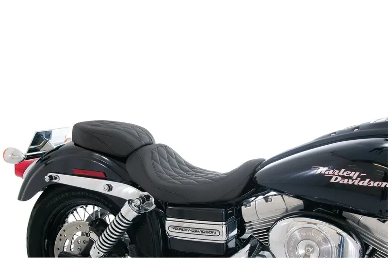 Mustang Wide Tripper Black Diamond Passenger Seat For 06-17 Harley-Davidson Dyna 2
