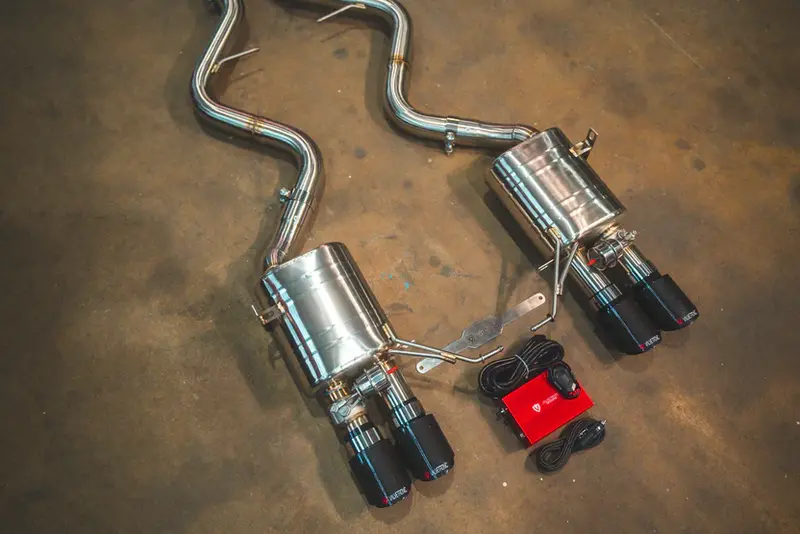 Valvetronic Bmw E90,E92 M3 4.0L Axleback T304 Ss Black 3.5" Tips Bmw.E9x.M3.Axl.Br.Blk 2