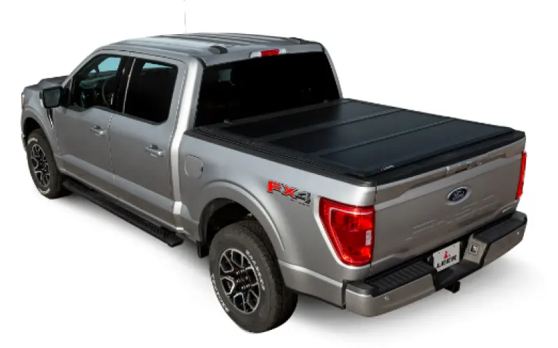 Leer Hf350M Folding Tonneau Cover For 2019+ Gmc Sierra & Chevrolet Silverado (Standard 6'6" Bed) 1