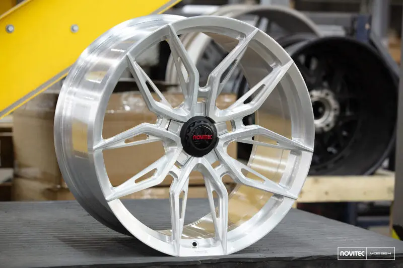 Vossen X Novitec Nf11 Rear Wheel For Ferrari Gtc4Lusso – 22X12", 5X114.3, Et42, Brushed Gloss Clear 1